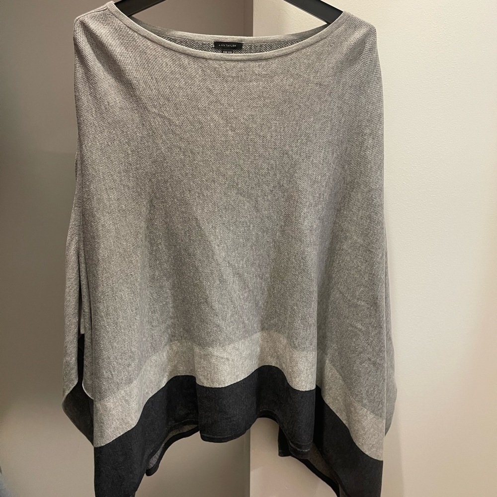 ann taylor one size poncho